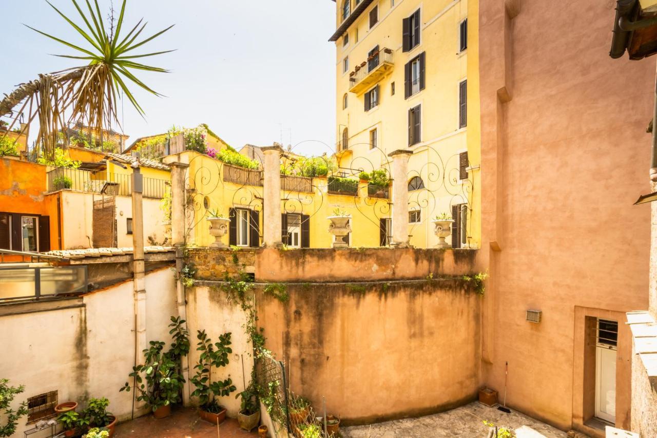 The Magic Hole Apartamento Roma